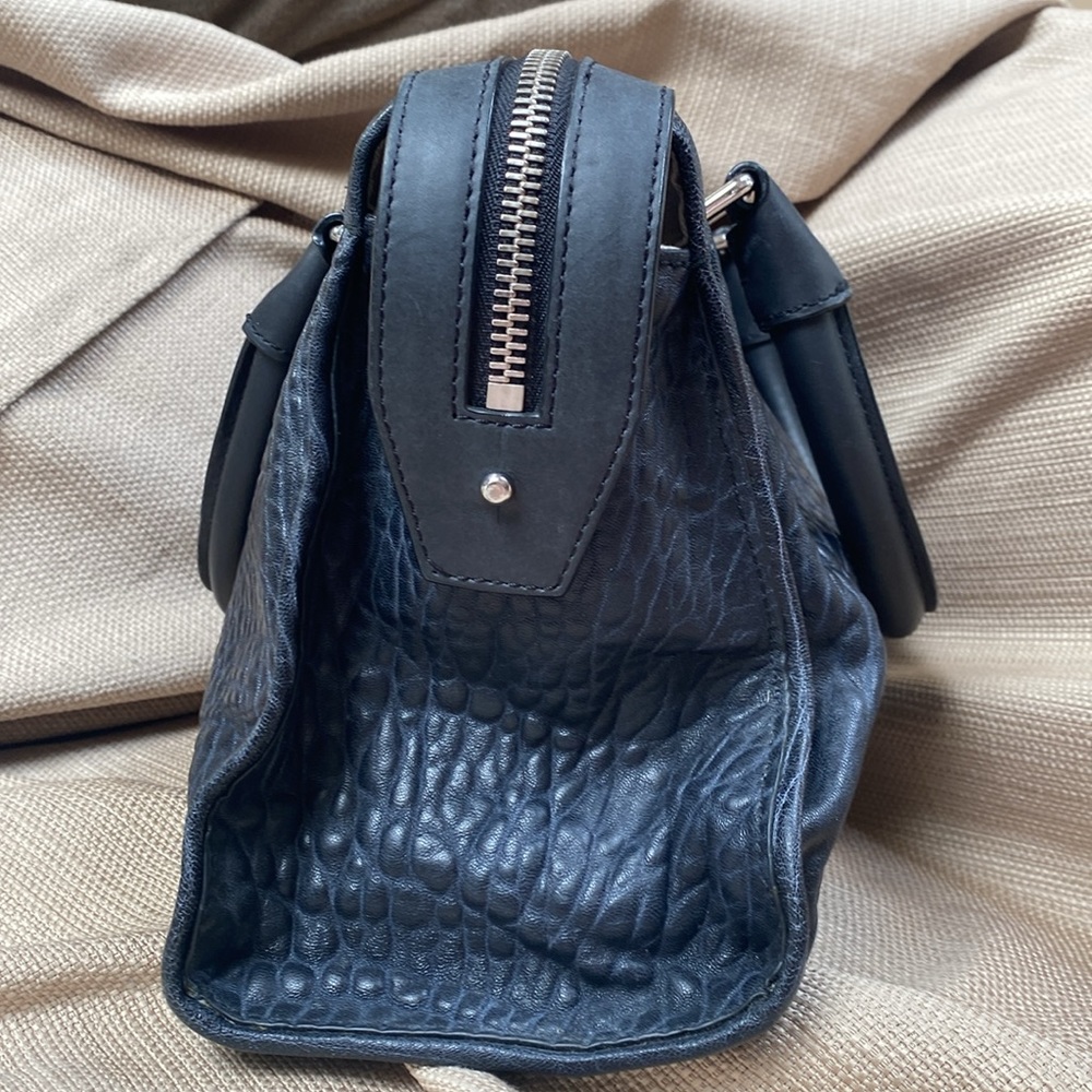 Gryson black pebbled leather satchel with crossbody option - Picture 6 of 11